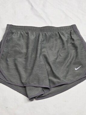 Nike Dri-Fit Girls Shorts Size L
